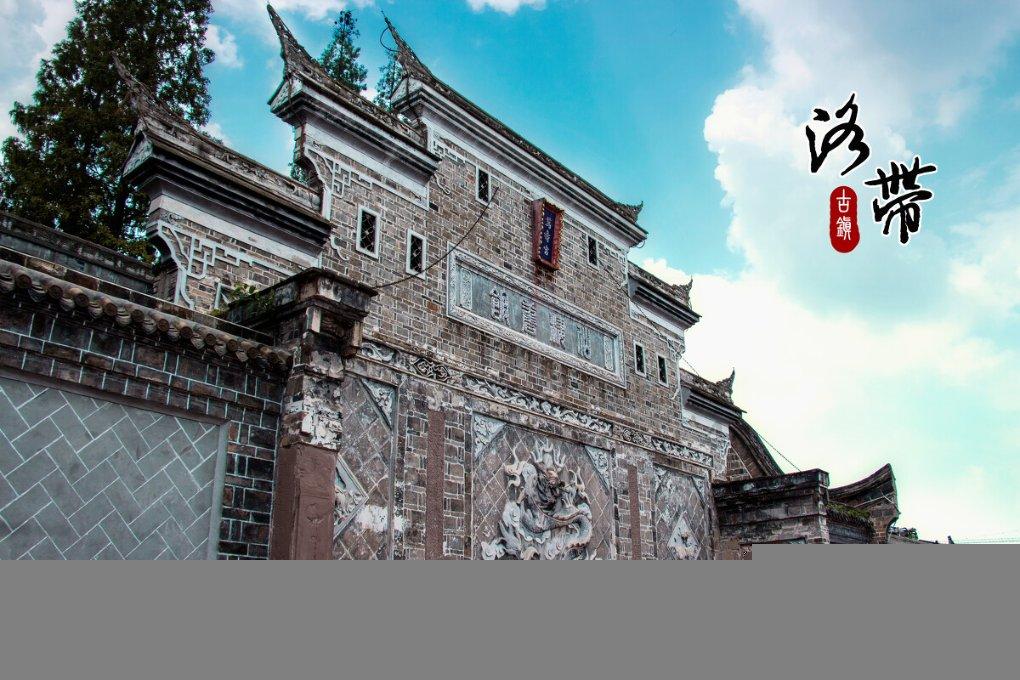 宝宝大便一直是绿色，能吃能喝，需要看医生吗？游戏画面